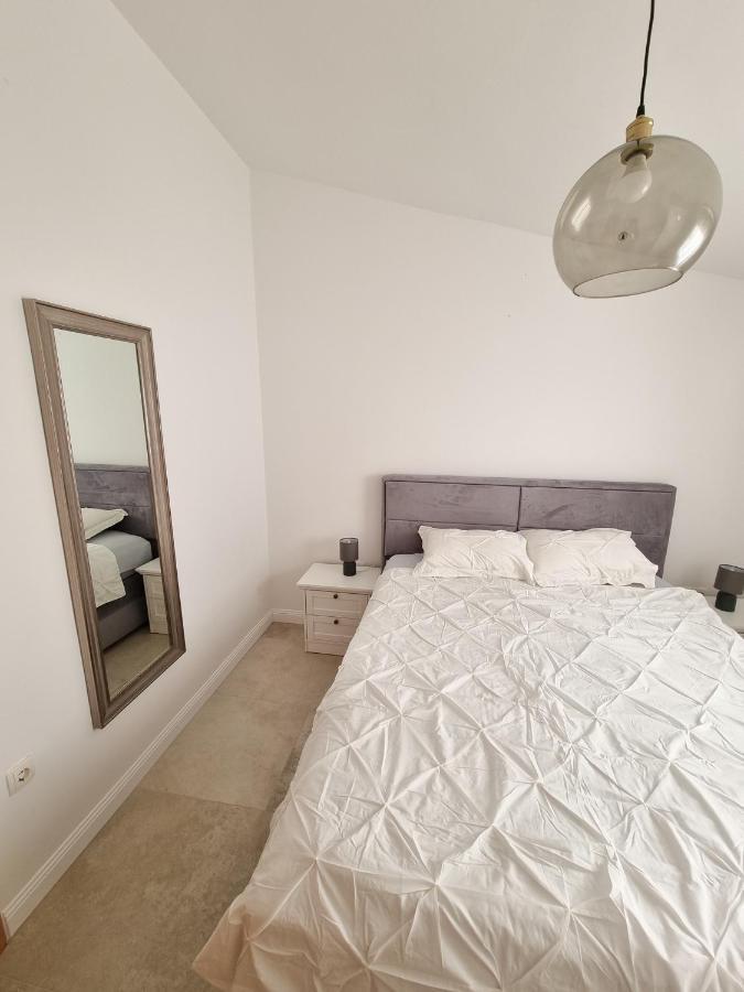 Apartments Bagic Vir Exterior photo